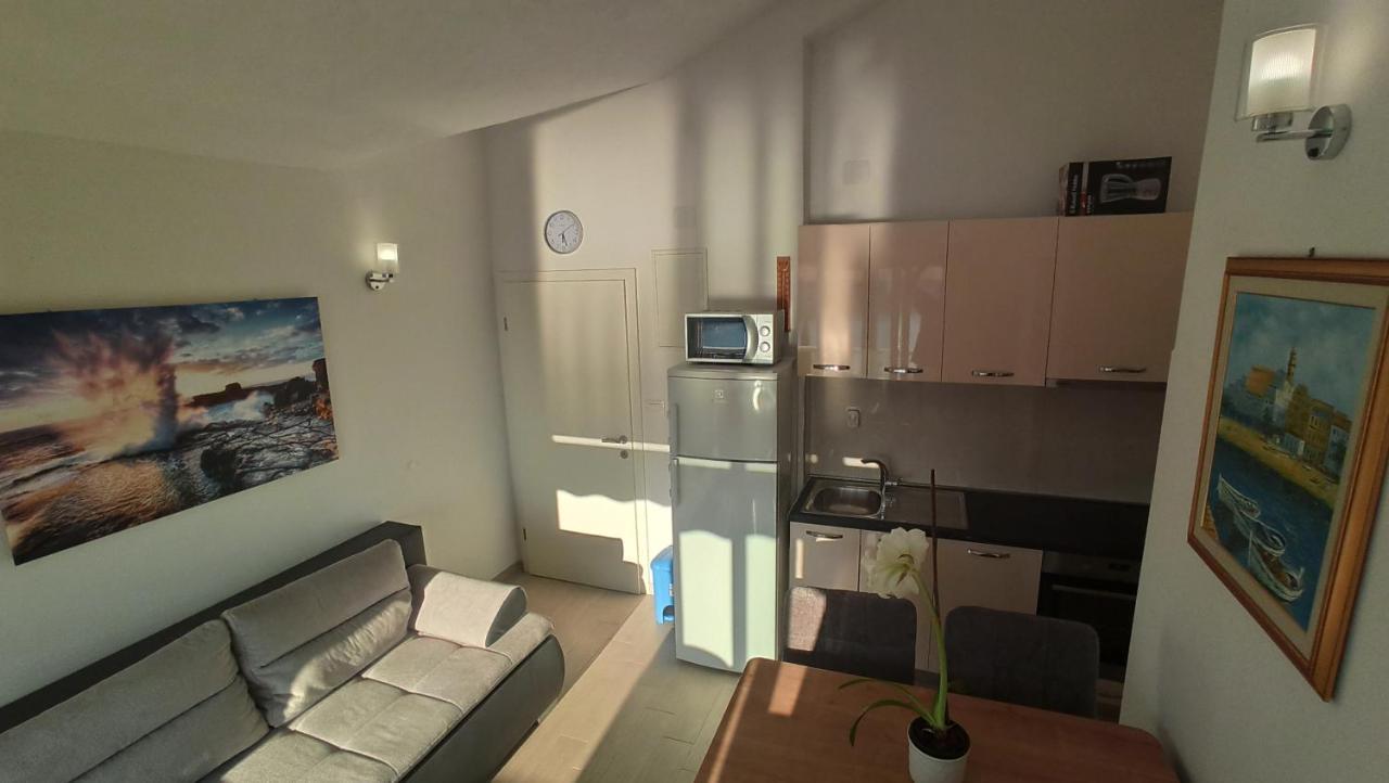 Jakopovic Apartments Rogoznica  Extérieur photo