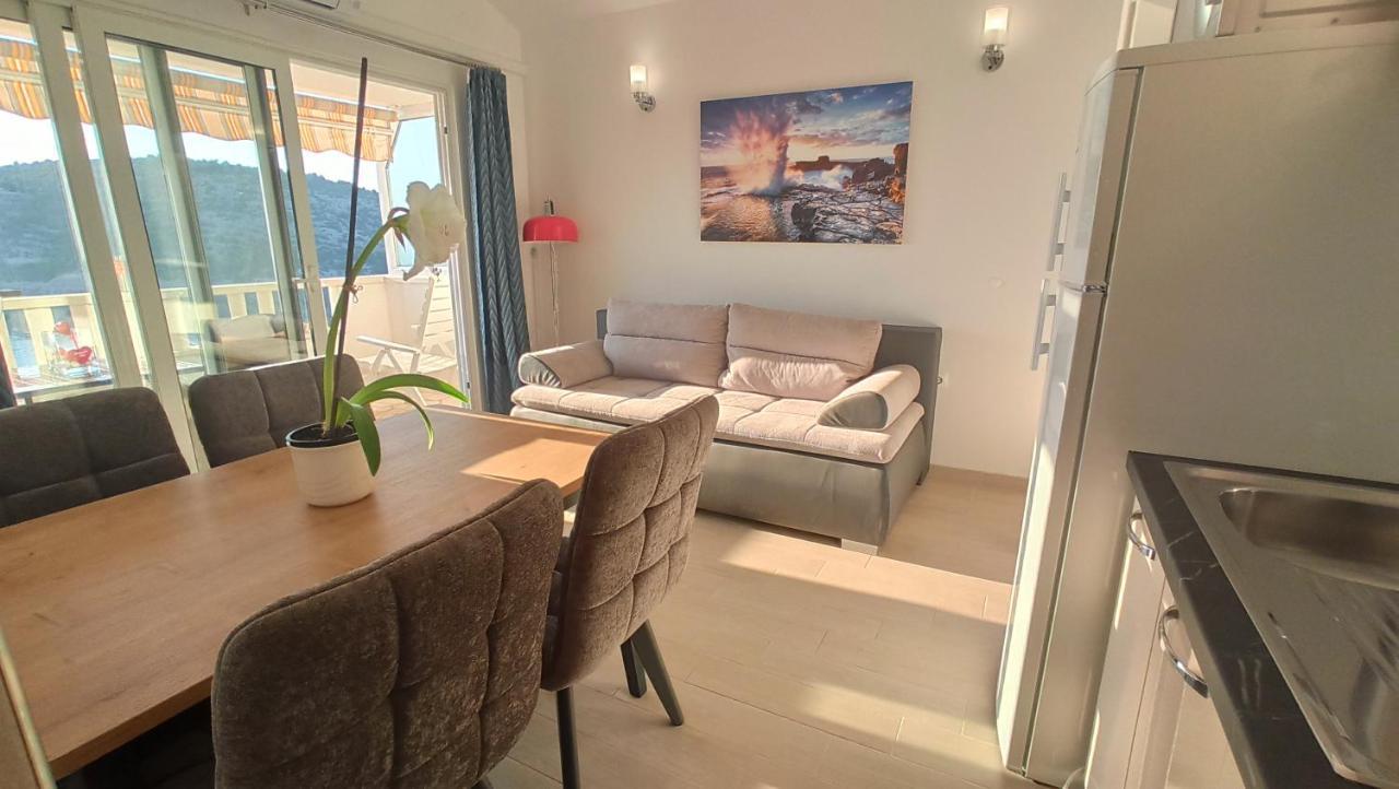Jakopovic Apartments Rogoznica  Extérieur photo